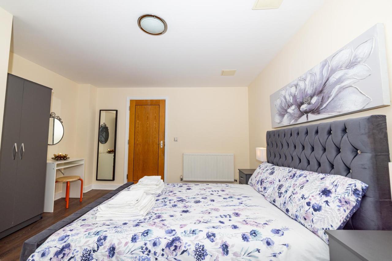 Appartement Two Bed Near Canary Wharf Londen