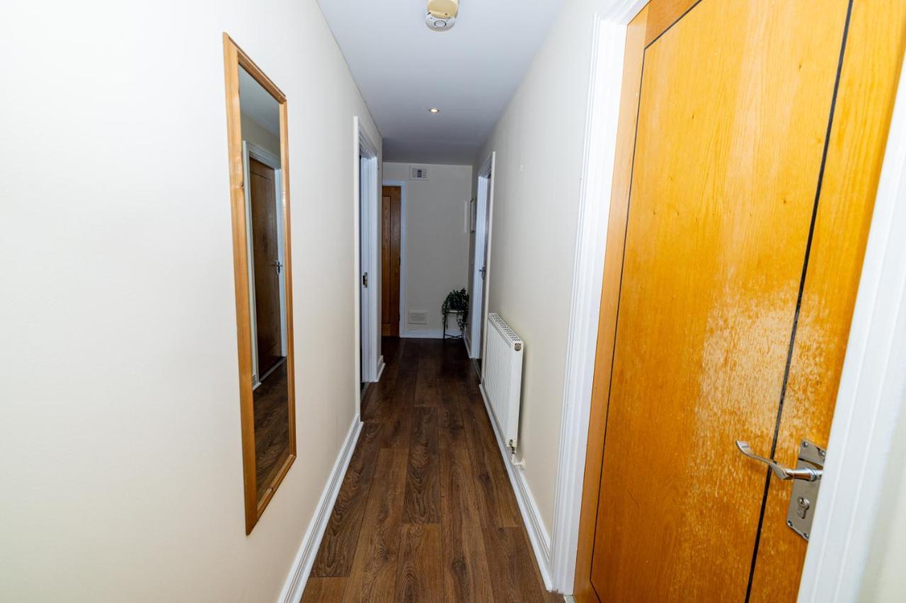 Two Bed Near Canary Wharf Londen